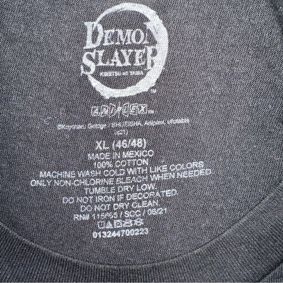 Demon Slayer Shirt Men's XL Black Fight Muzan Graphic Kimetsu no Yaiba T-Shirt - Picture 6 of 8